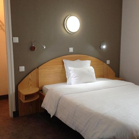 Hotel Saint Jean Bourges Buitenkant foto