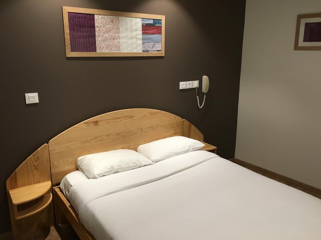 Hotel Saint Jean Bourges Buitenkant foto