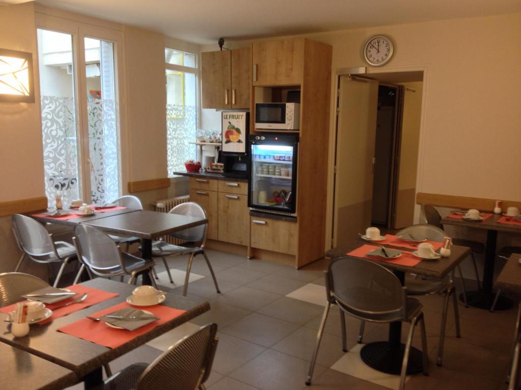 Hotel Saint Jean Bourges Buitenkant foto
