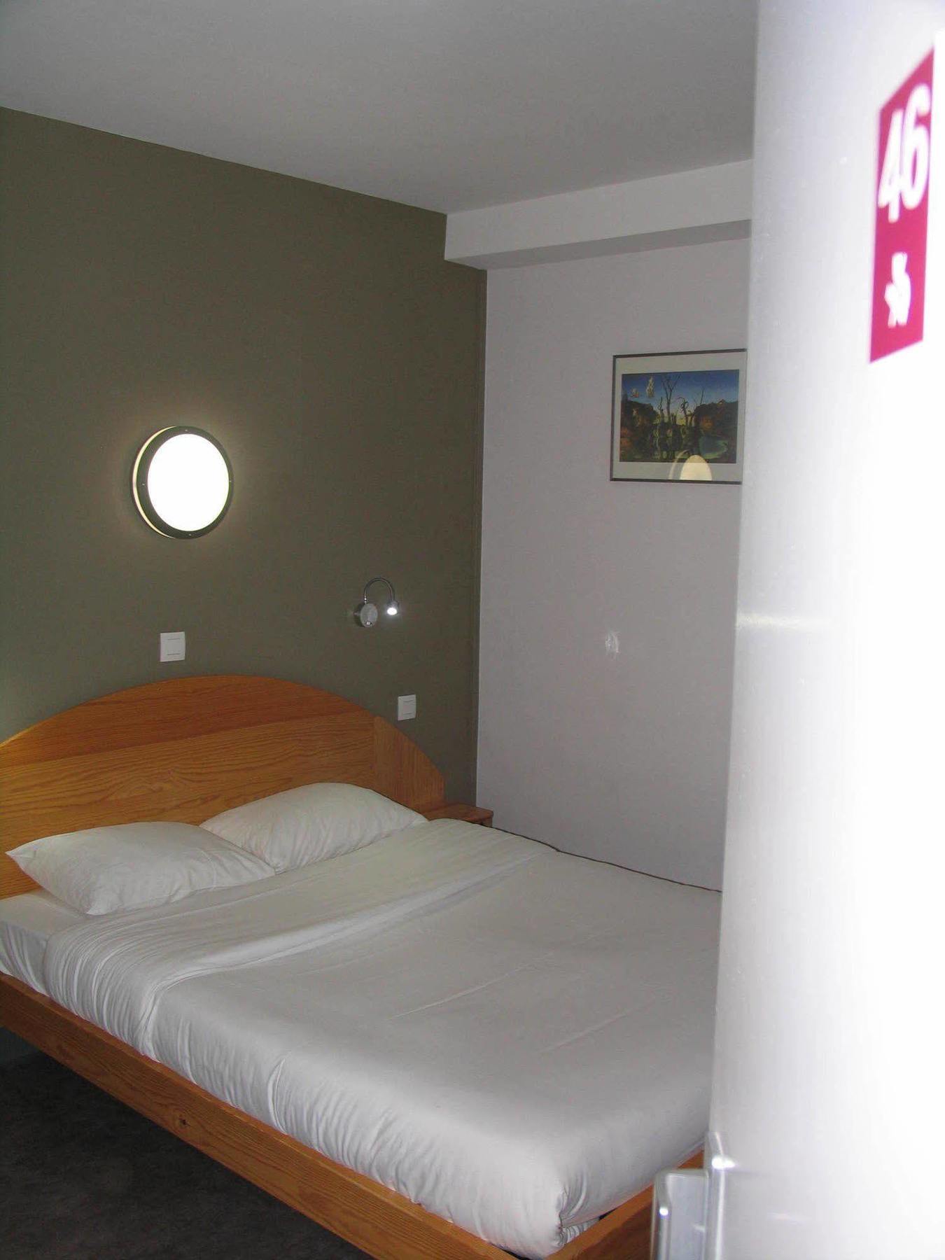 Hotel Saint Jean Bourges Buitenkant foto