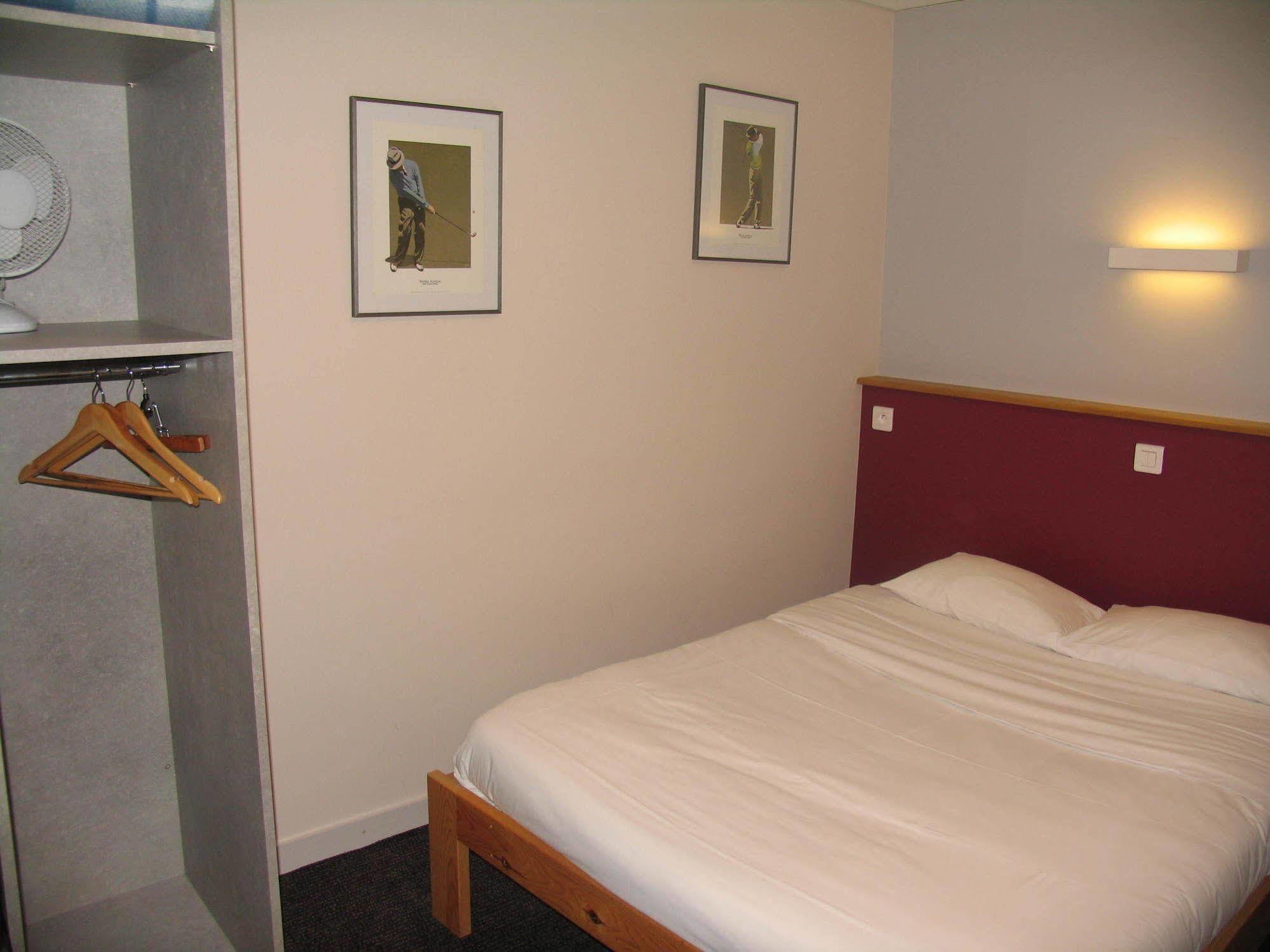 Hotel Saint Jean Bourges Buitenkant foto